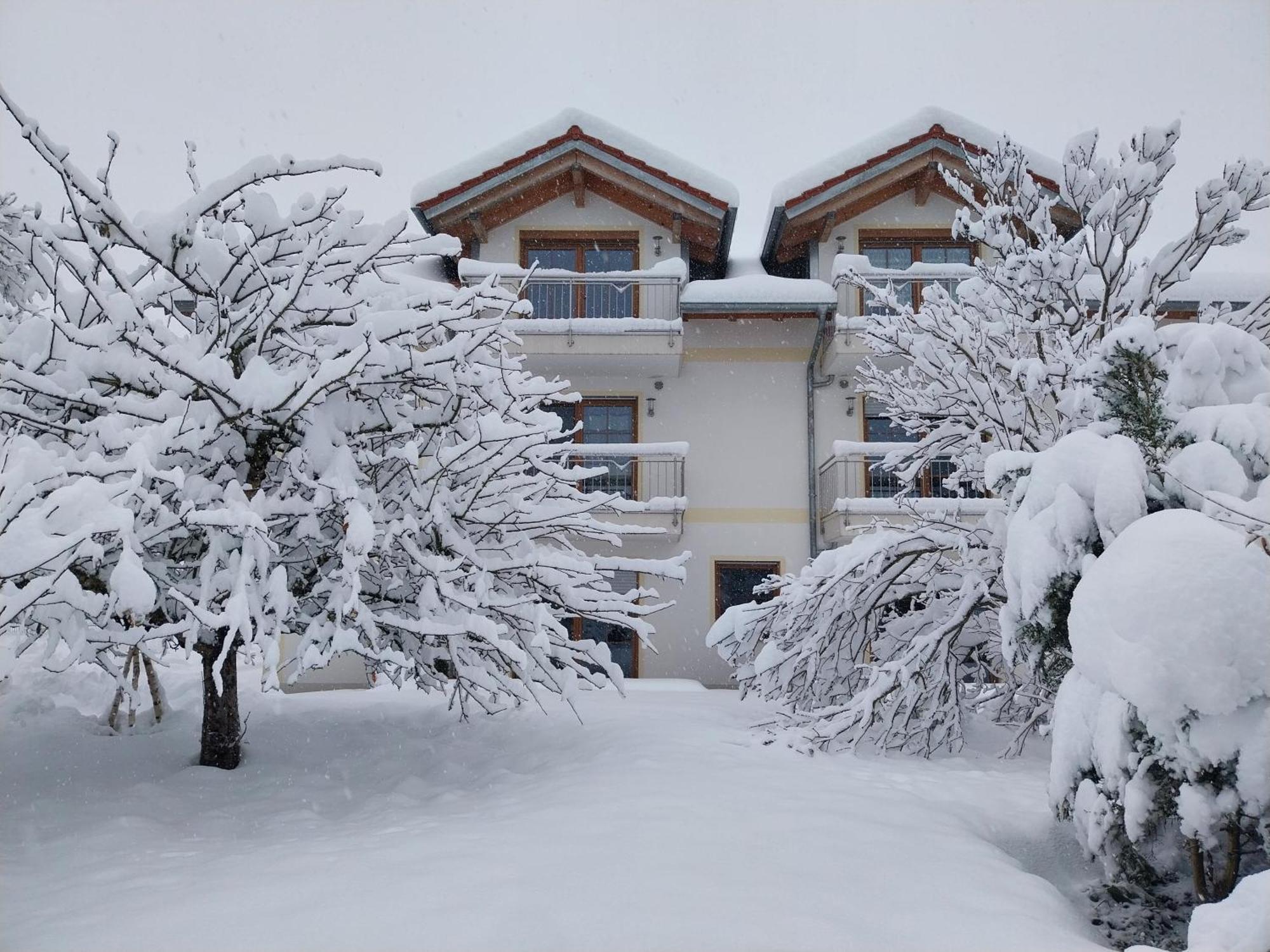 Kern'S Hoamat Apartment Soyen ภายนอก รูปภาพ